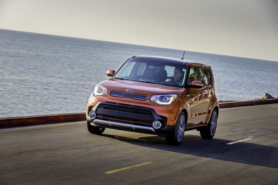  Kia Soul Turbo (PS) 2016 года  (NA) (фото 4 из 35)